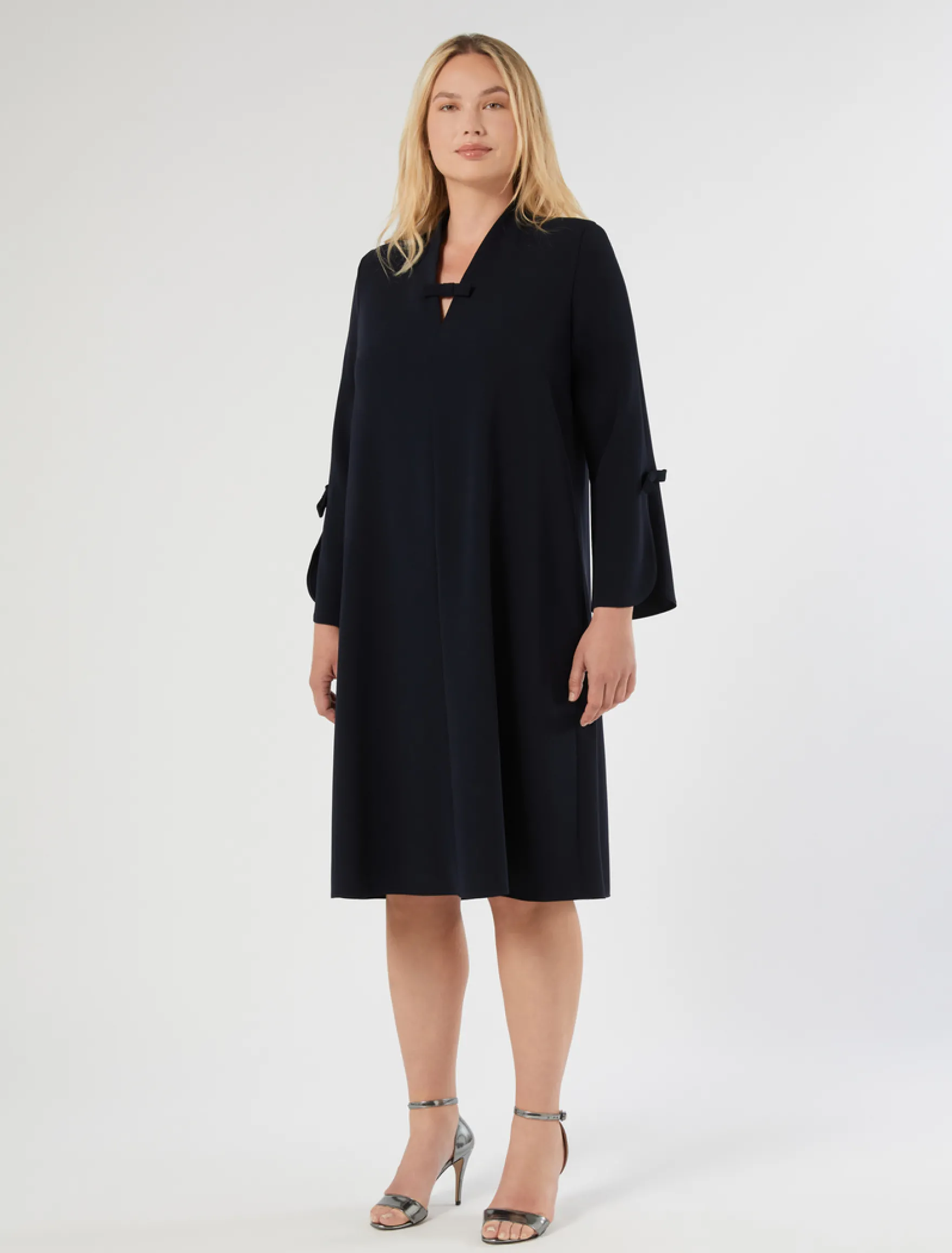 Abito in cady con fiocchi - BLU NOTTE