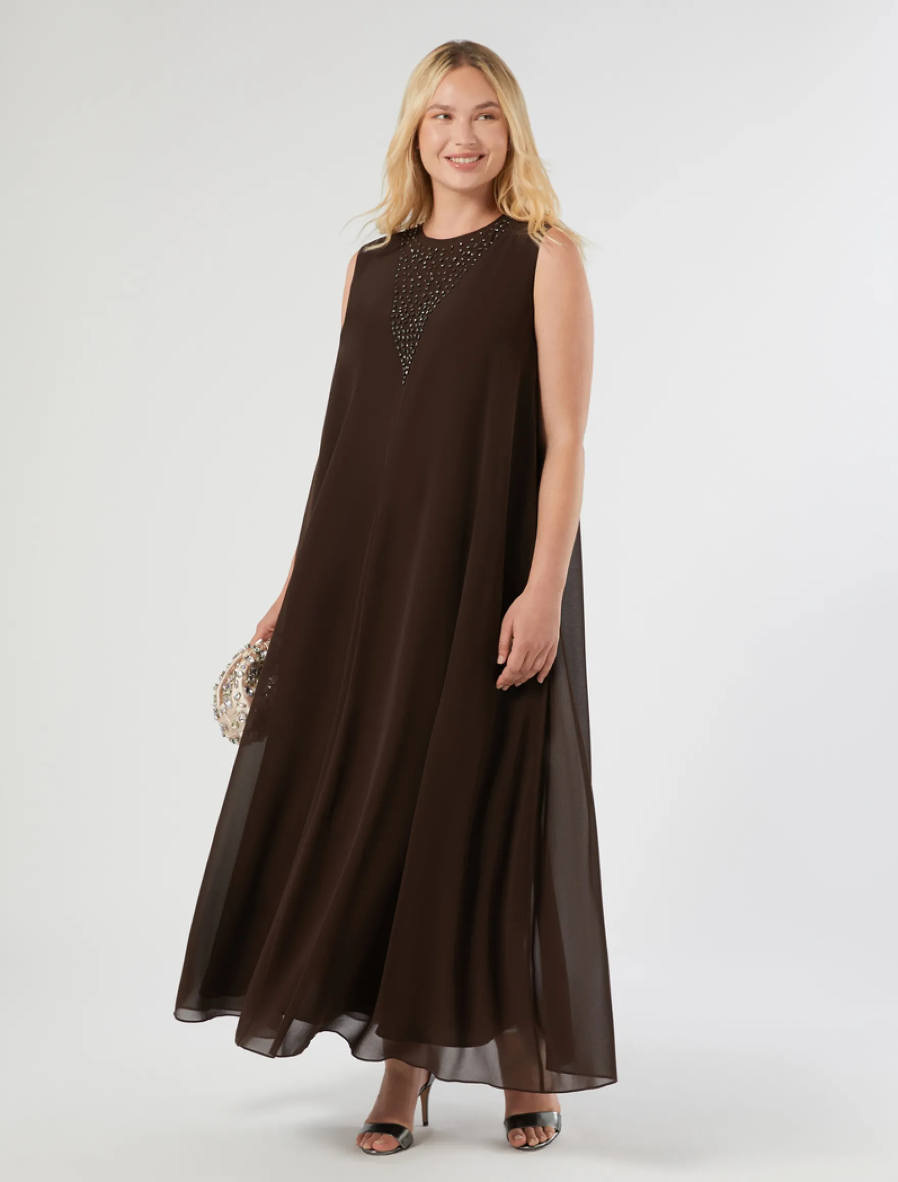 Abito in georgette con ricamo - MARRONE SCURO