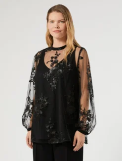 Blusa in tulle ricamato - NERO