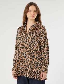 Blusa in twill stampato - CARAMELLO