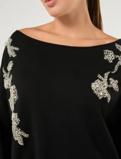 Maglia in viscosa con ricamo - NERO