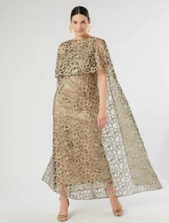 Mantella in tulle ricamato - NOCCIOLA