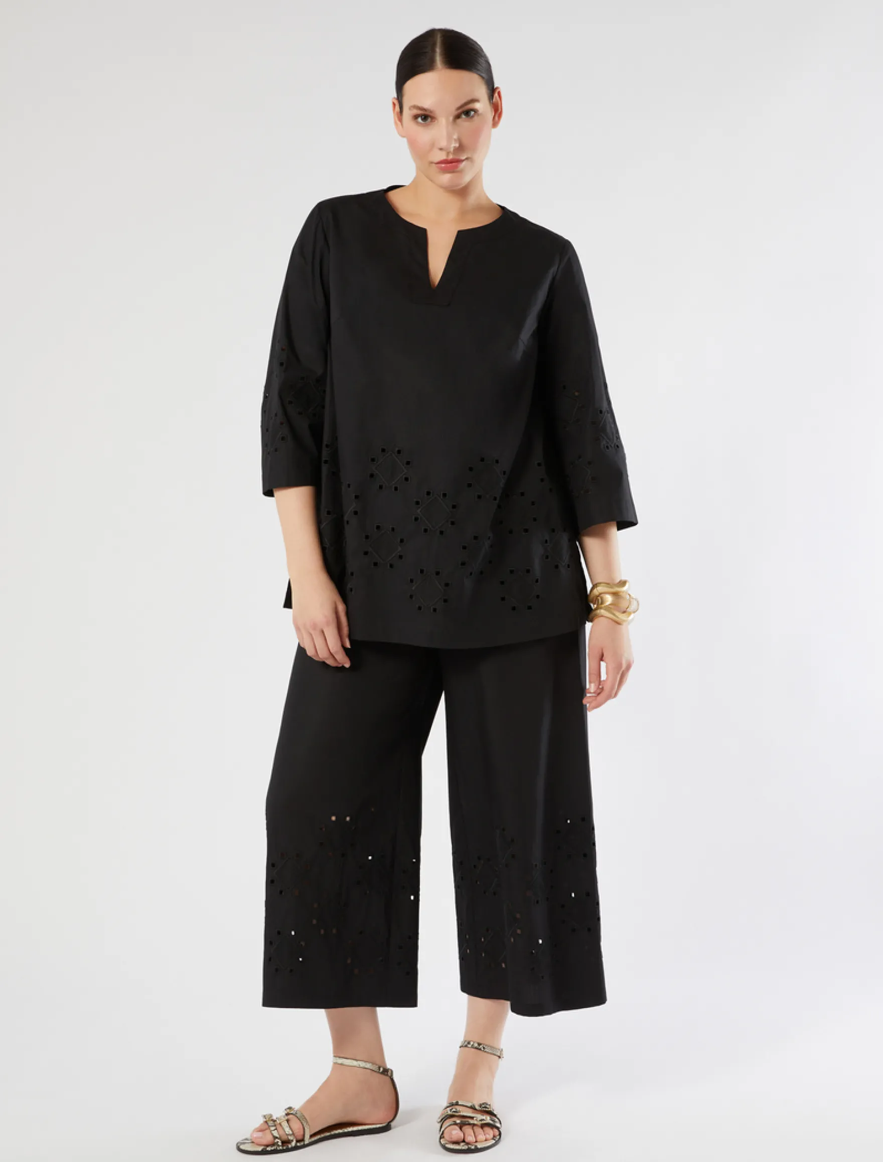 Pantaloni in popeline con ricamo - NERO