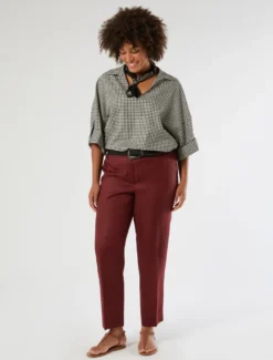 Pantaloni slim fit in puro lino - BORDEAUX