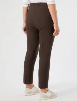 Pantaloni slim in saglia stretch - CIOCCOLATO