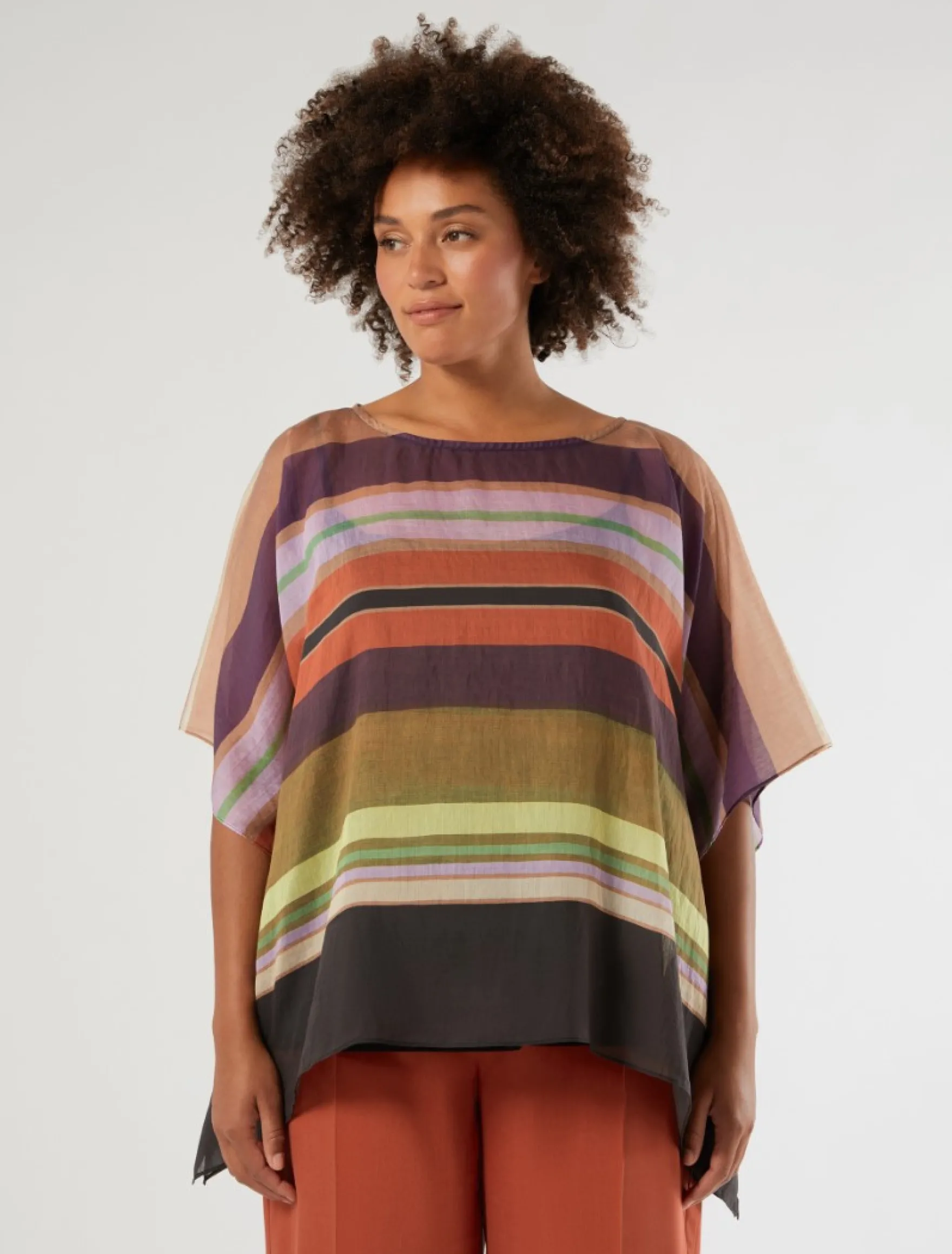 Poncho in tencel stampato e top - NERO