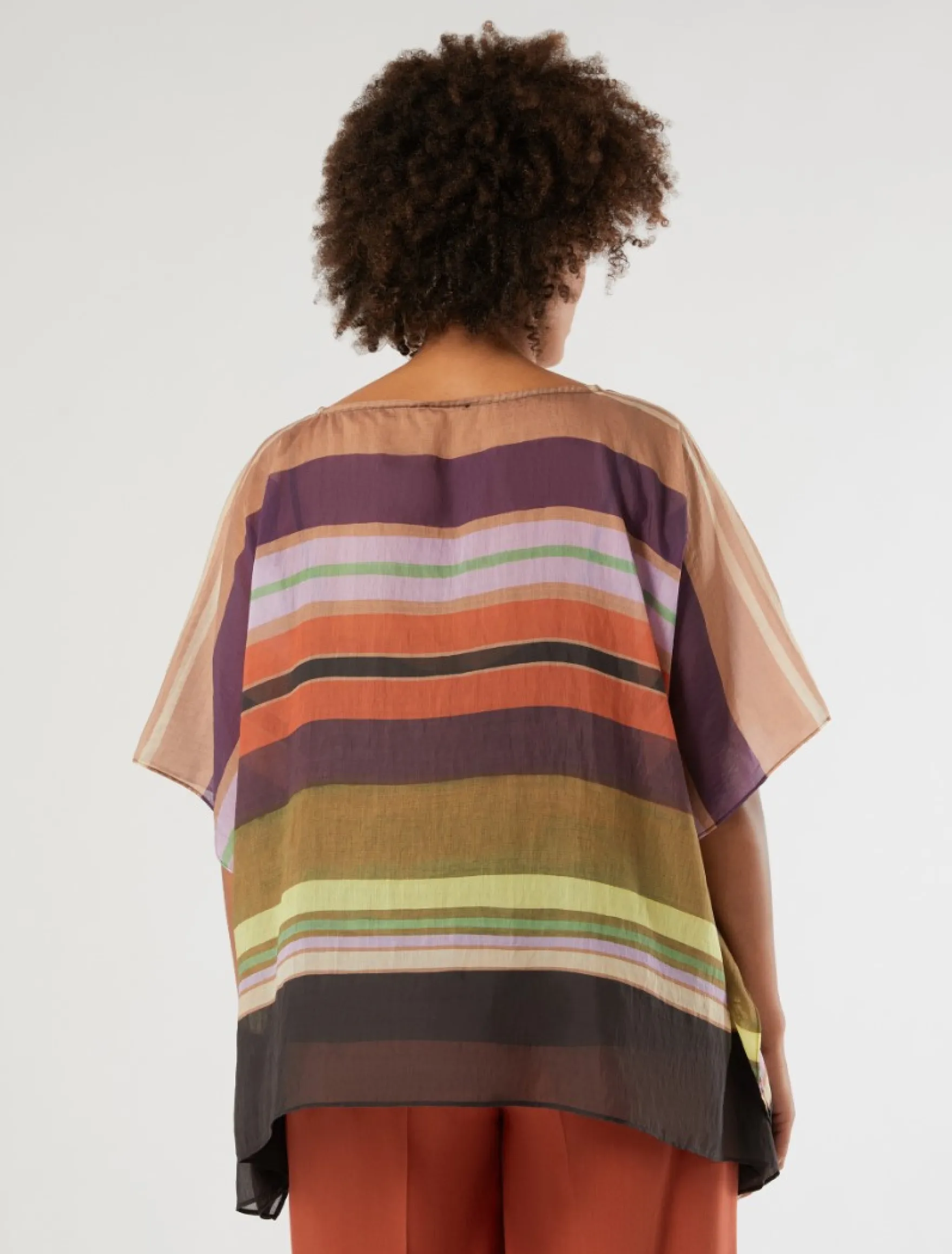Poncho in tencel stampato e top - NERO
