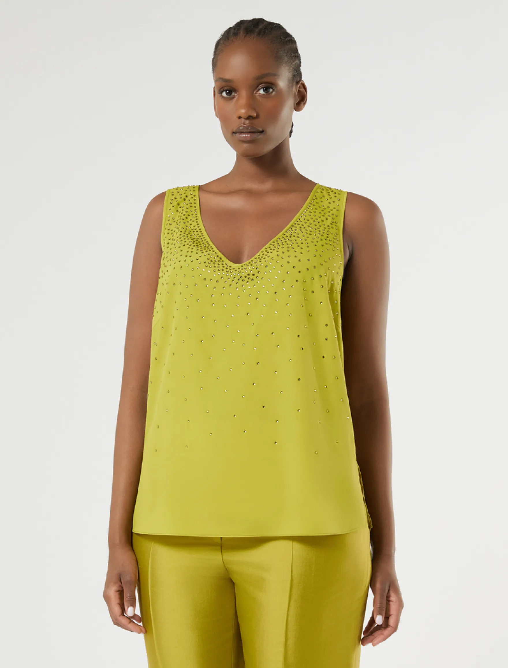 Top in crêpe de Chine con strass - VERDE OLIVA