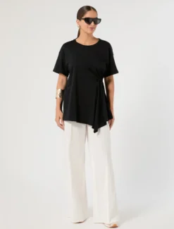 T-shirt in jersey con arricciatura - NERO