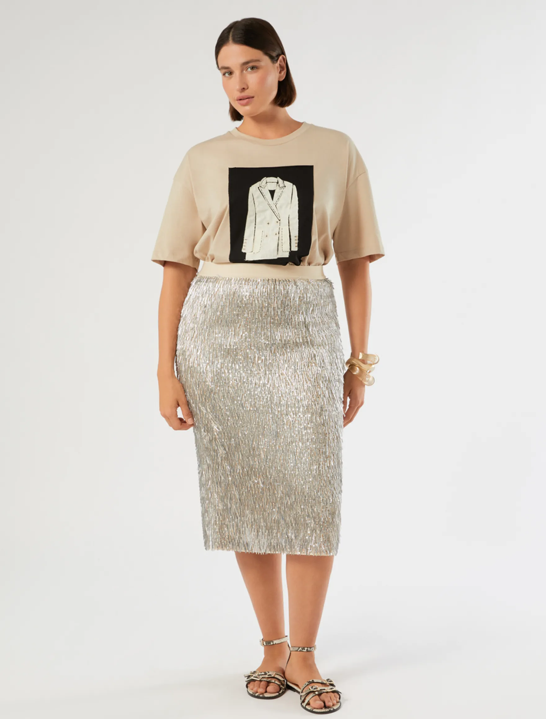 T-shirt in jersey con ricamo - BEIGE