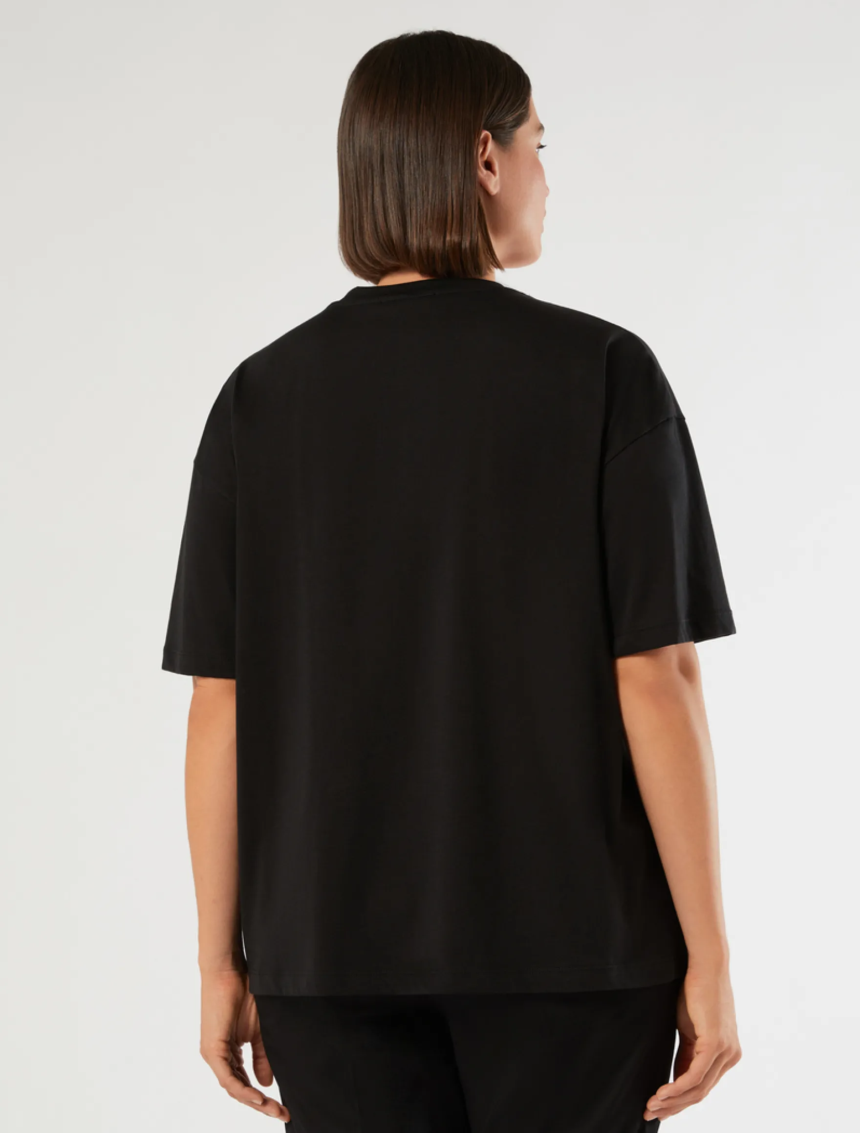 T-shirt in jersey con ricamo - NERO