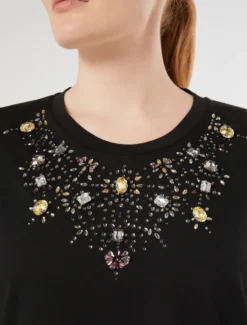 T-shirt in jersey con ricamo - NERO