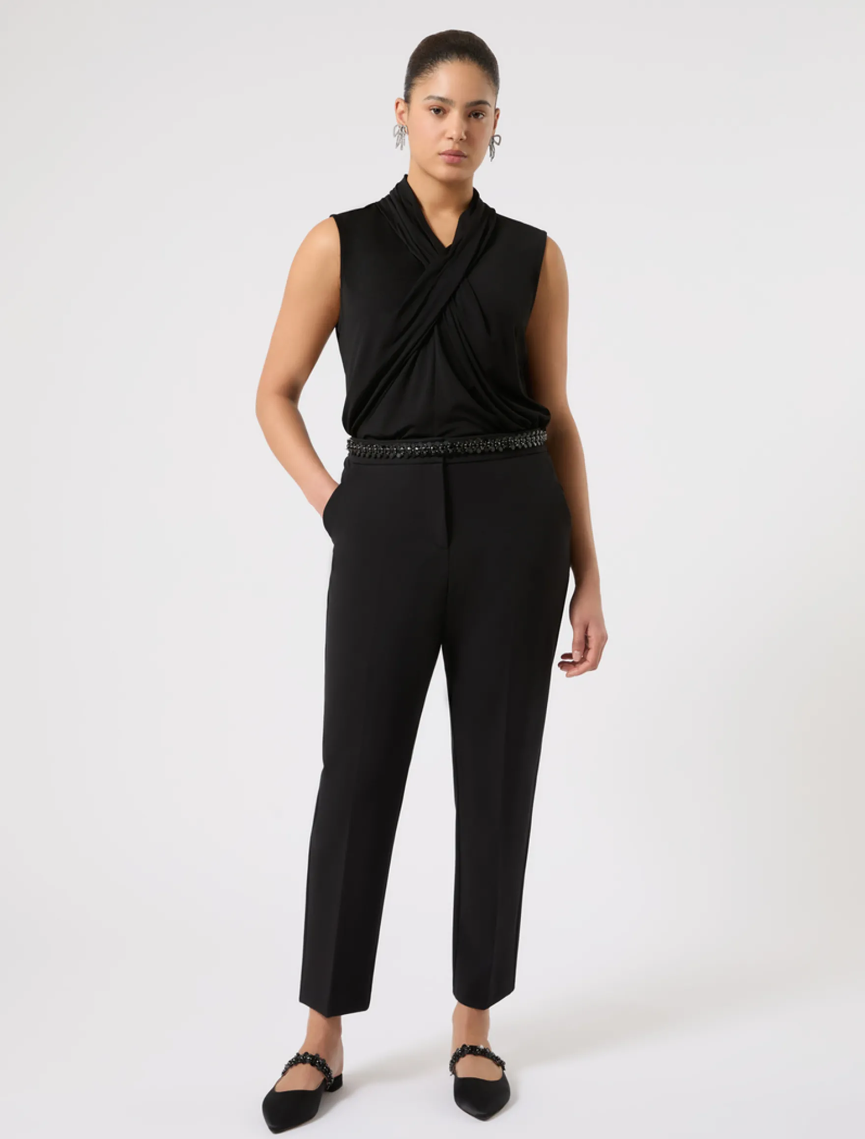 T-shirt in jersey interlock con drappeggio - NERO